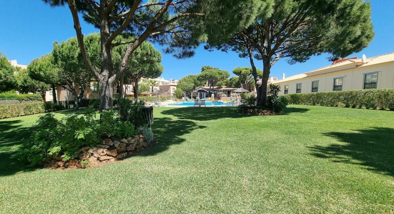 Apartamentos Praia Da Oura By Sunny Deluxe Albufeira Eksteriør bilde